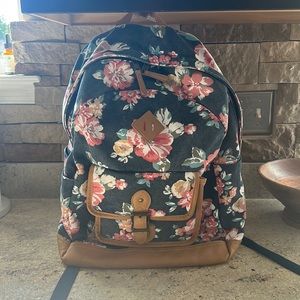 Pottery Barn teen Northfield Navy Bloom Burst Backpack